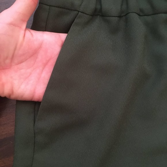 Olive Scalloped Shorts - Picture 3 of 4